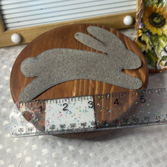 Bunny 1 Steel Cut Out Metal Art Decoration. - Picture 2 of 4
